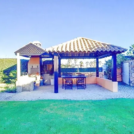 Magnificent Familly House Porches (Algarve)